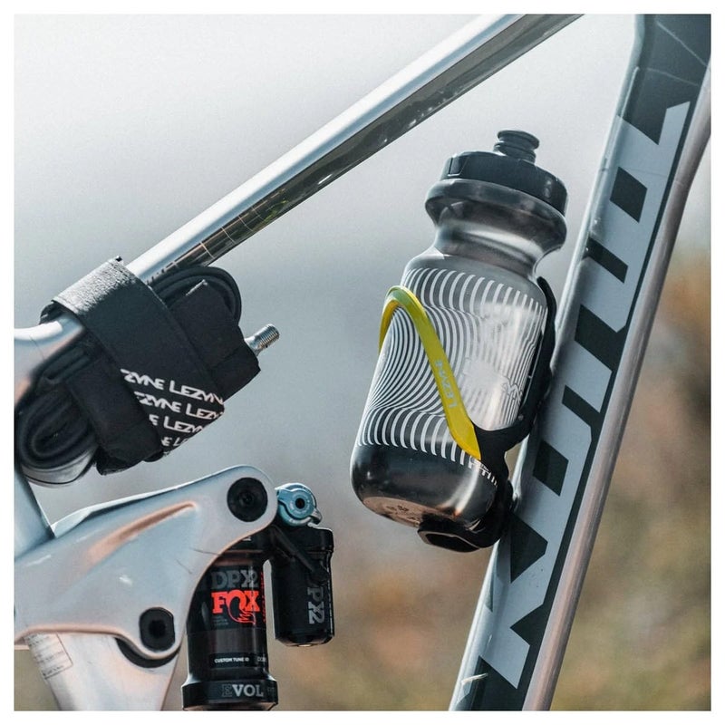 Lezyne Matrix Team Bottle Cage One Size - Image 2